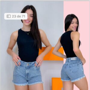 Shorts Brilho Claro