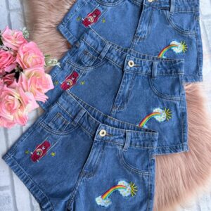Shorts Bordado Arco Iris